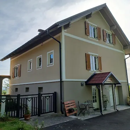 Renate Apartment
