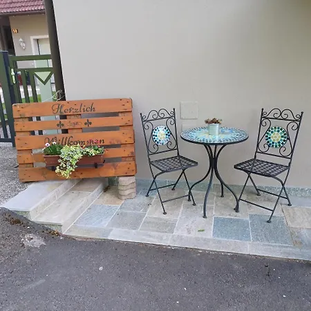 Renate Apartment *